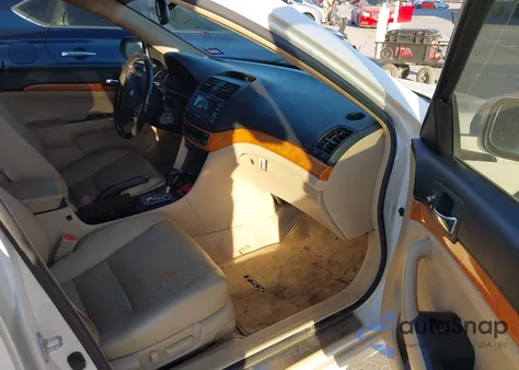 2005 Acura Tsx from USA, damaged, VIN JH4CL96895C017406